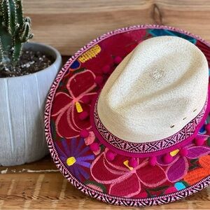 Traditional Mexican Palm Hat. Embroidered Hat.